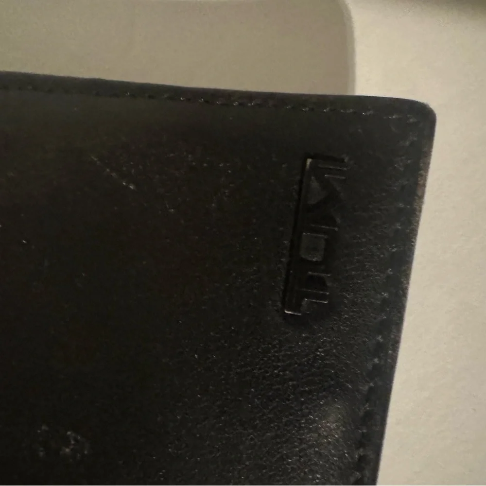 Tumi Leather Wallet